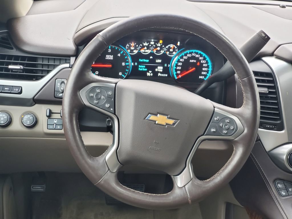 Used 2016 Chevrolet Suburban LTZ image 8