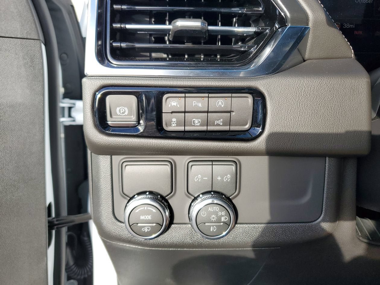 New 2026 GMC Yukon XL Denali w/ Sun & Power Step Package RWD image 29