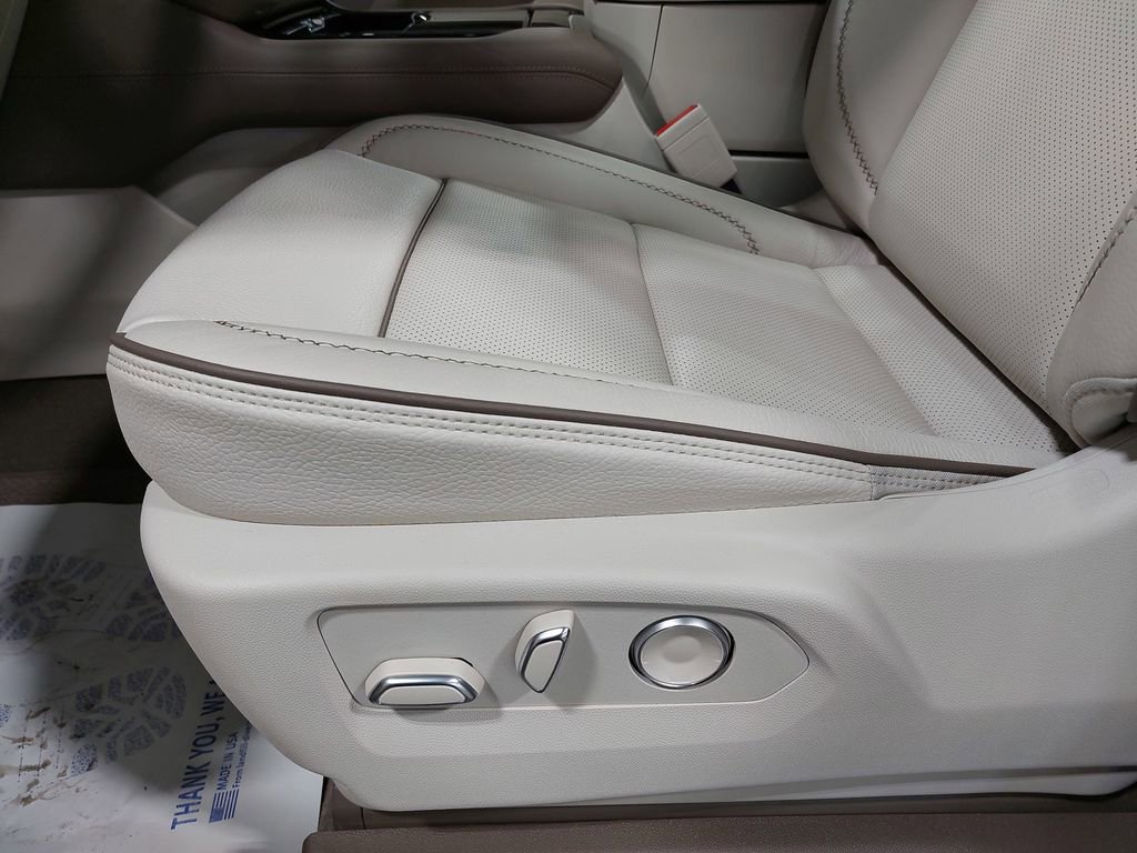 New 2026 GMC Yukon Denali w/ Advanced Technology Package image 30