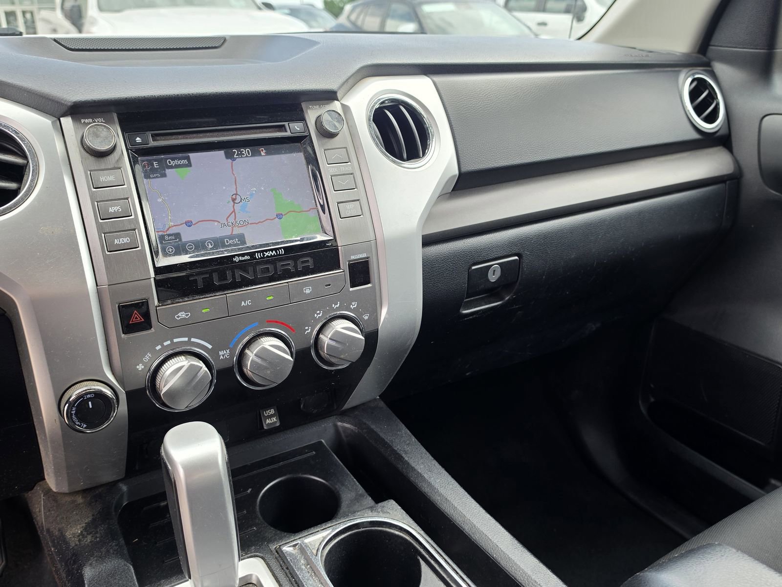 Used 2017 Toyota Tundra SR5 image 21