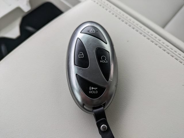 Certified 2025 Hyundai Santa Fe SEL FWD image 33