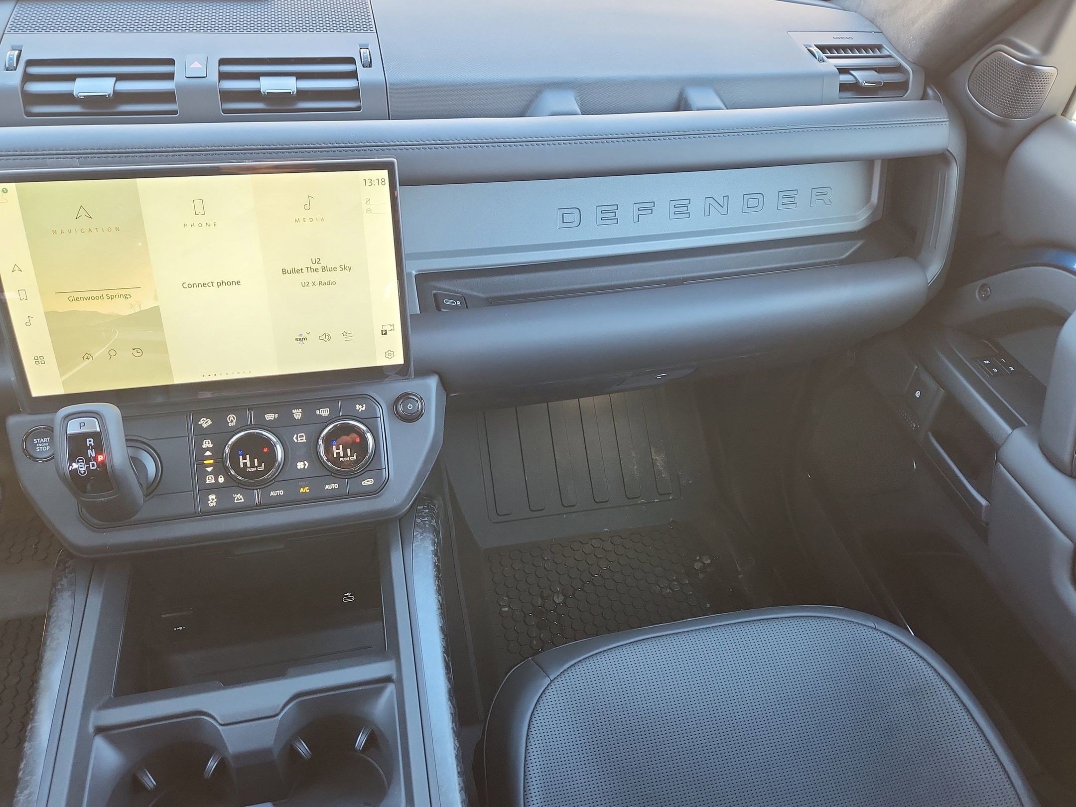 New 2026 Land Rover Defender 110 OCTA image 23