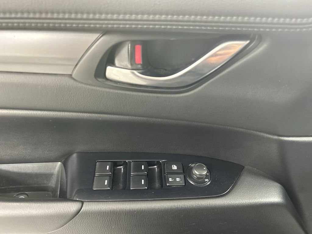 Used 2019 MAZDA CX-5 Touring AWD/4WD image 11