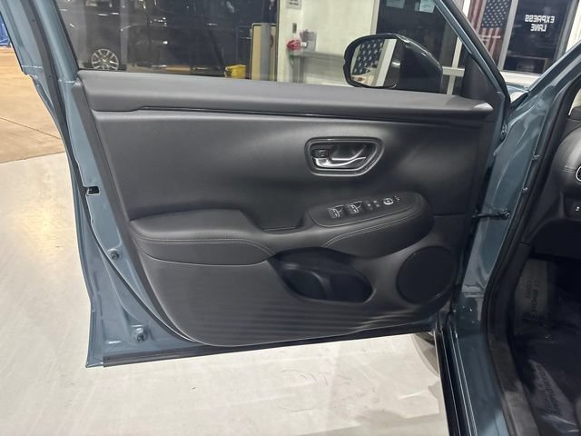 Used 2026 Honda HR-V EX-L image 14