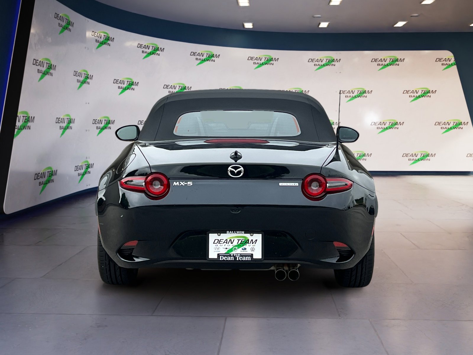 Used 2024 MAZDA MX-5 Miata Grand Touring w/ Weather Package image 7