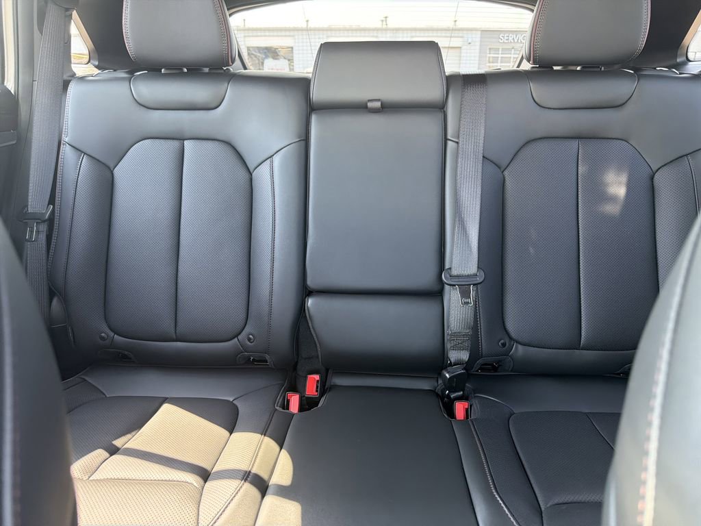 Used 2024 Jeep Wagoneer Launch Edition AWD/4WD image 19