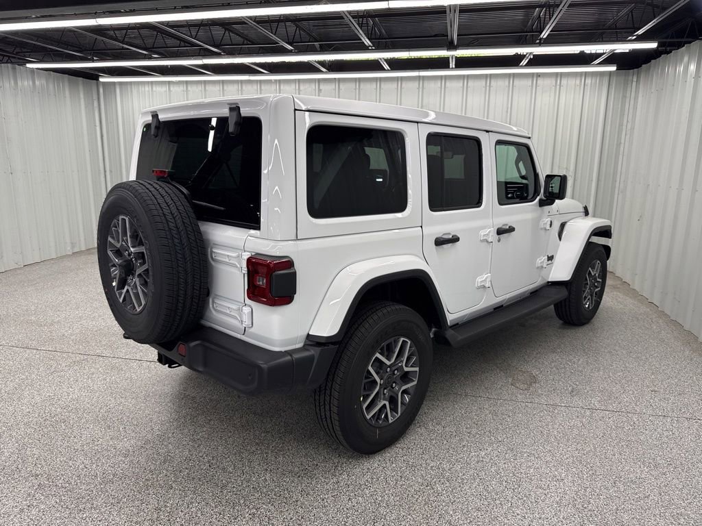 New 2025 Jeep Wrangler Sahara image 14