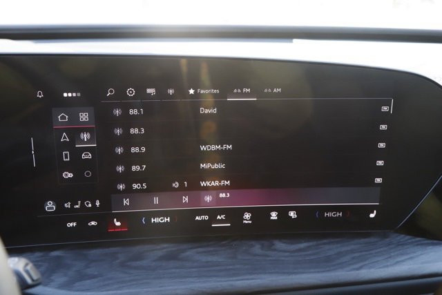 New 2025 Audi Q5 Premium image 26