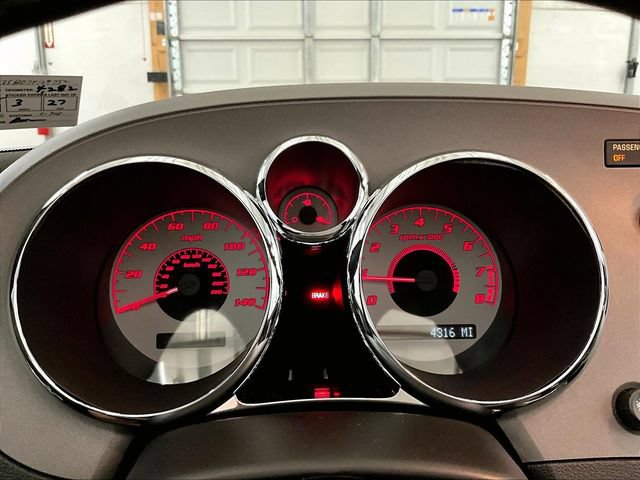 Used 2007 Pontiac Solstice Convertible w/ Premium Package RWD image 19