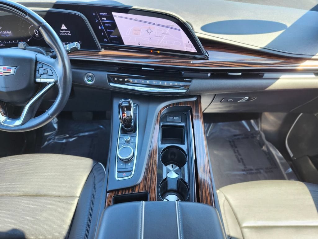 Used 2023 Cadillac Escalade Premium Luxury w/ LPO, Floor Liner Package AWD/4WD image 12