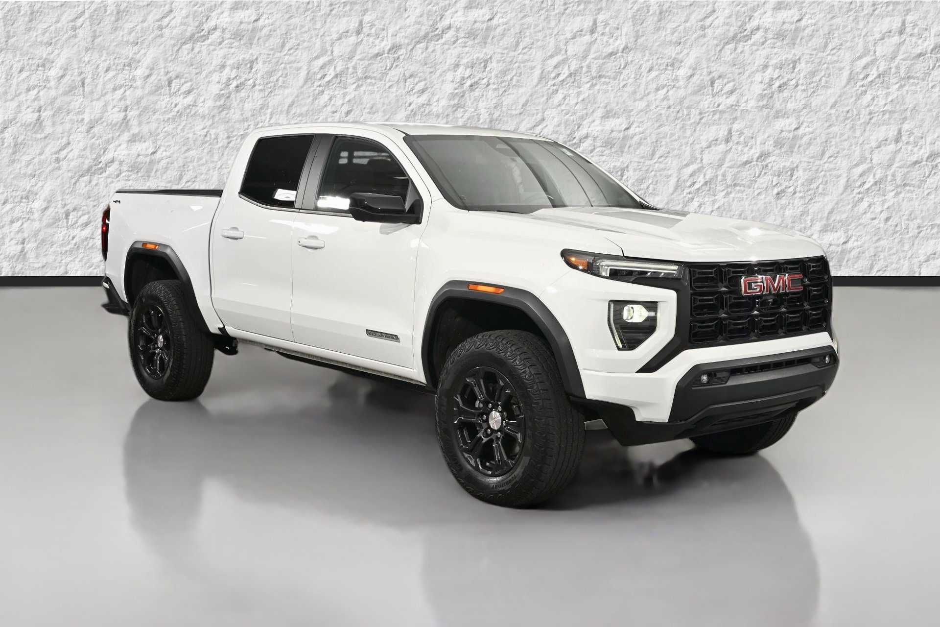 Used 2024 GMC Canyon Elevation w/ Convenience Package AWD/4WD image 7