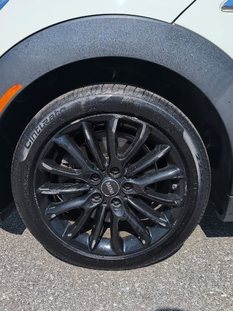 Used 2017 MINI Cooper Clubman S image 22