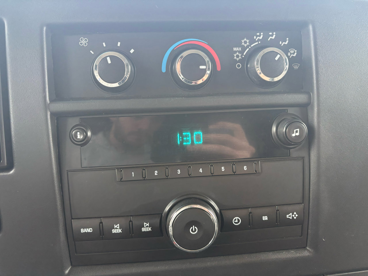 Used 2013 Chevrolet Express 2500 Extended image 20