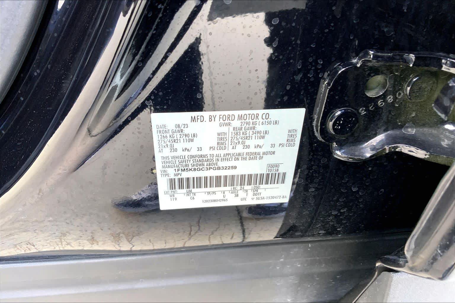 Used 2023 Ford Explorer ST w/ Equipment Group 401A AWD/4WD image 36