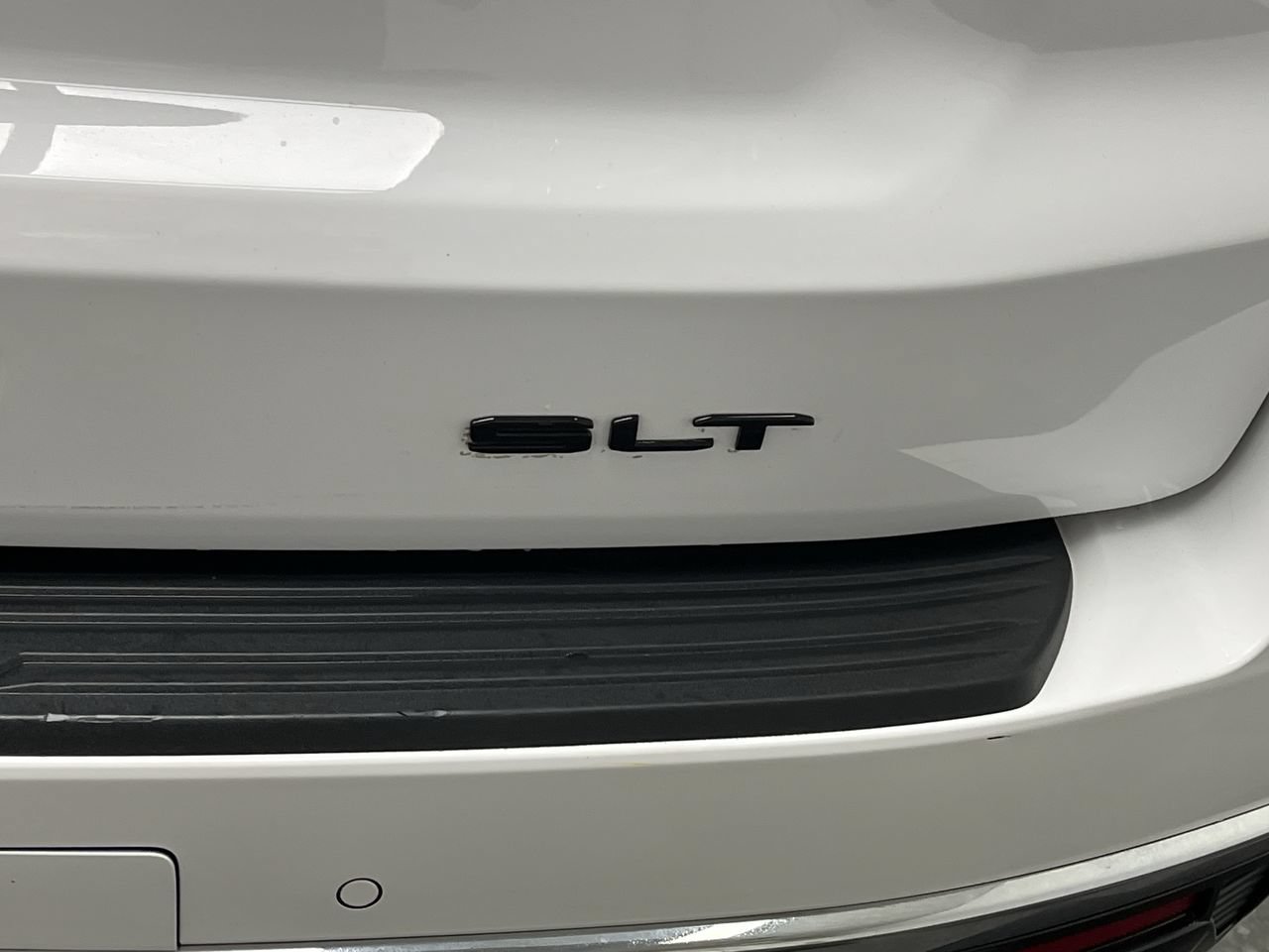 Certified 2024 GMC Yukon SLT w/ SLT Premium Package AWD/4WD image 37