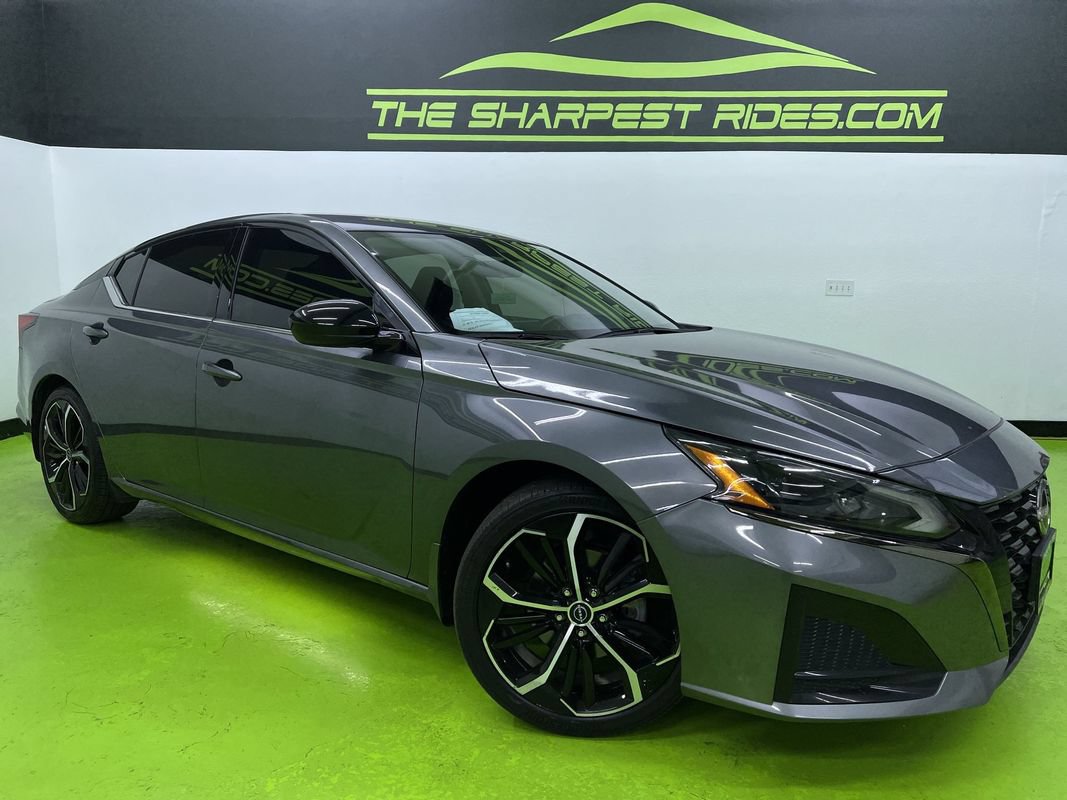 Used 2024 Nissan Altima 2.5 SR