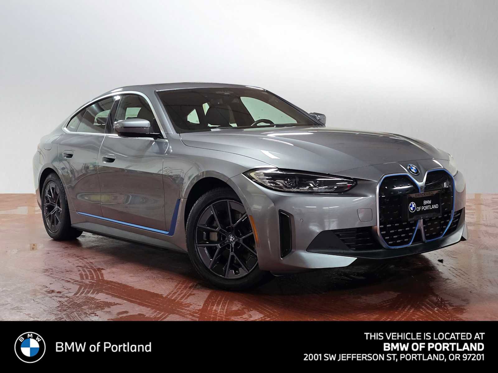 Used 2024 BMW i4 xDrive40i image 1