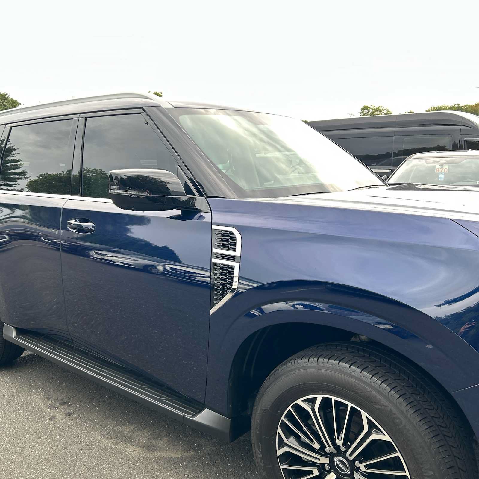 Used 2025 Nissan Armada Platinum AWD/4WD image 9