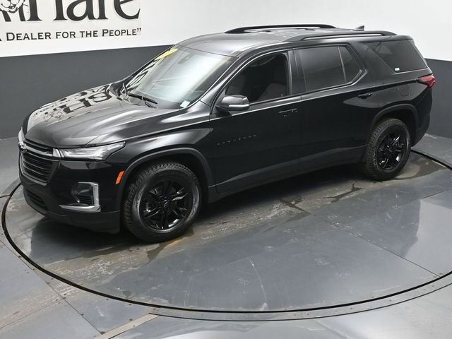Used 2023 Chevrolet Traverse LT image 44