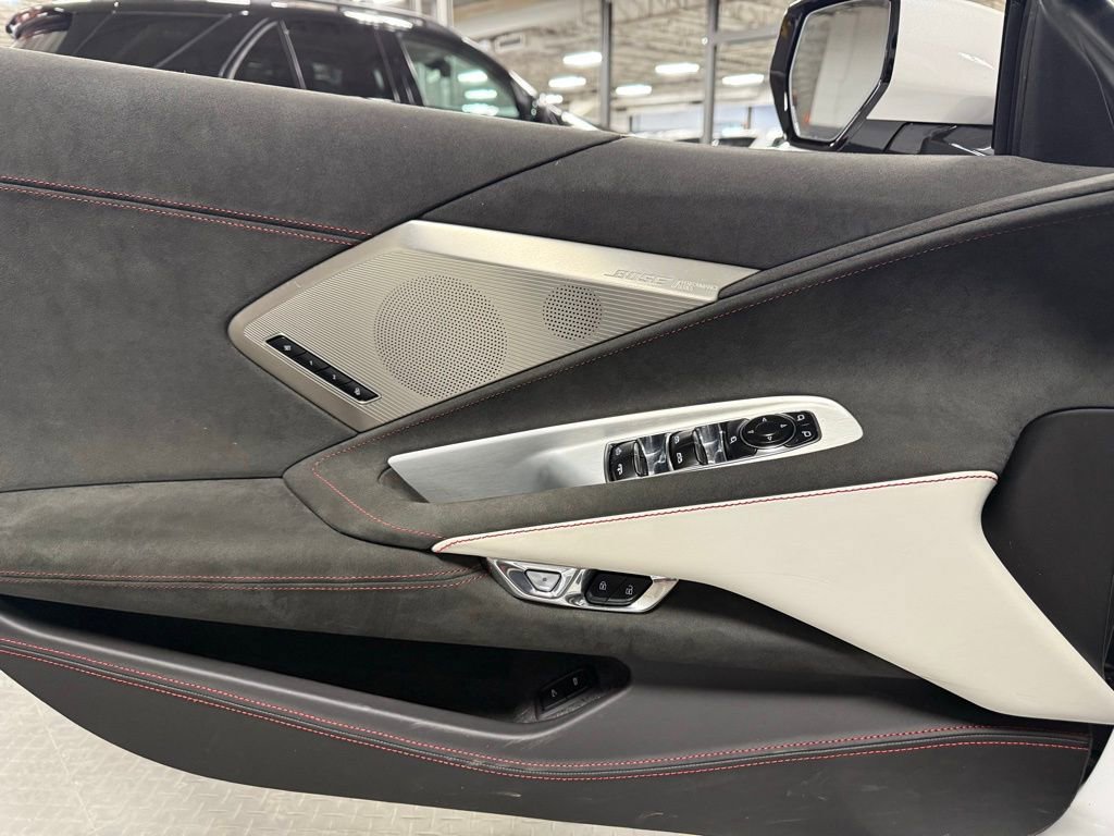 Used 2023 Chevrolet Corvette Stingray Premium Conv w/ Z51 Performance Package RWD image 8