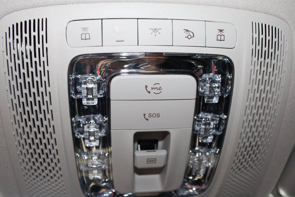 Used 2025 Mercedes-Benz GLE 450 4MATIC image 38