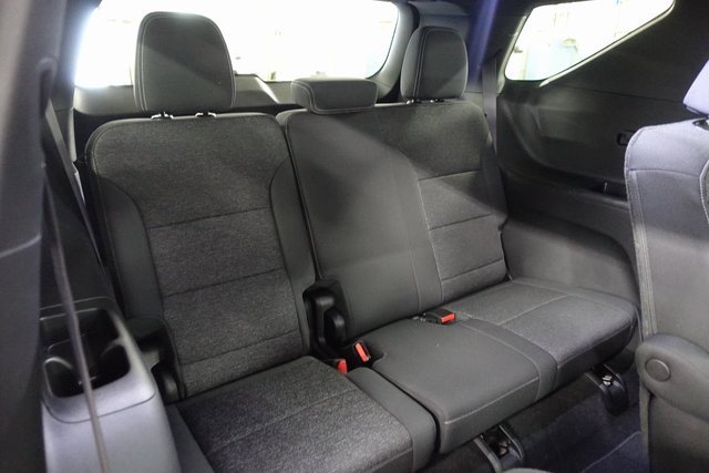 Used 2025 Chevrolet Traverse LT w/ Enhanced Driving Package image 26