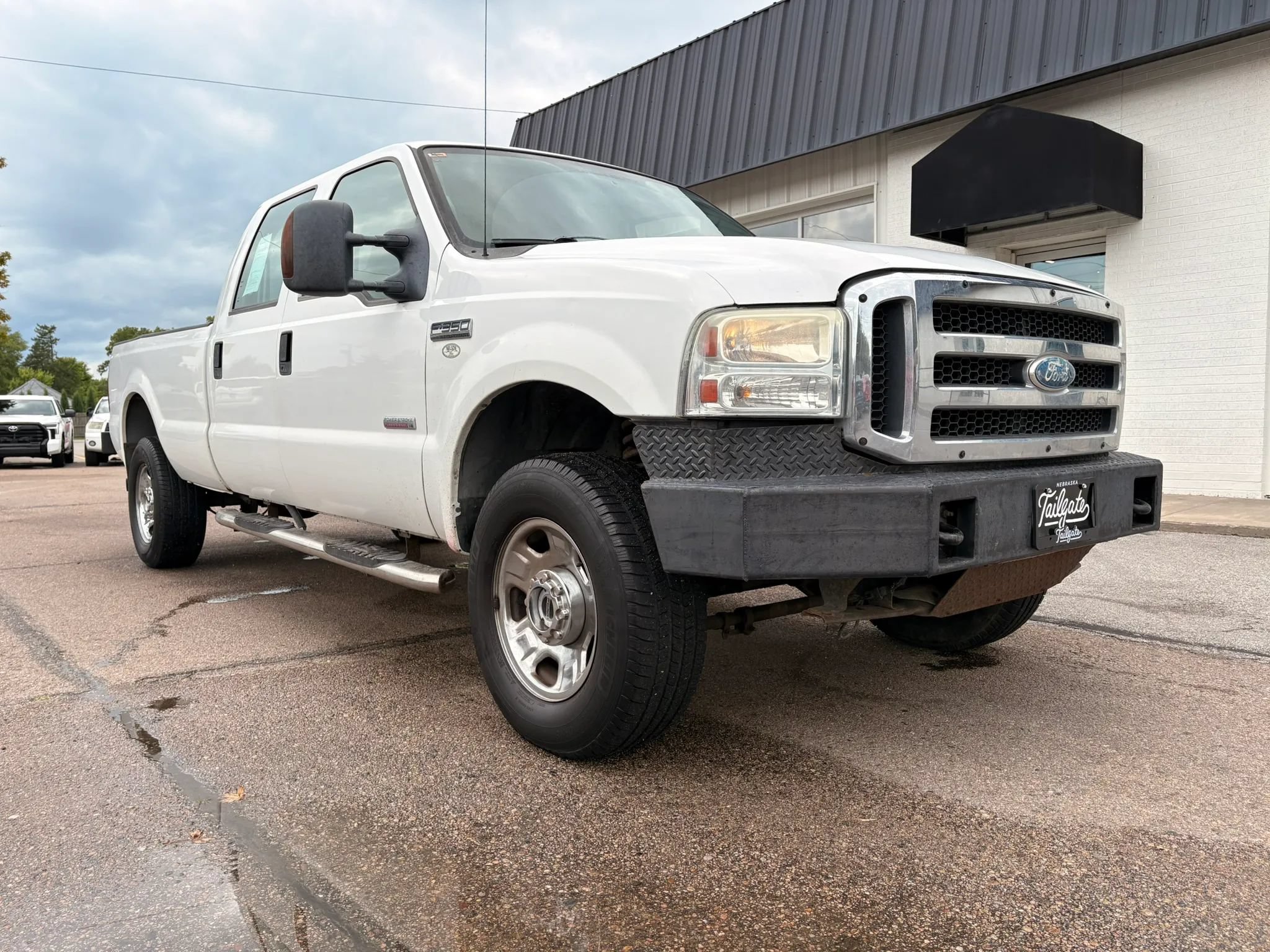 Used 2007 Ford F350 XLT AWD/4WD image 2