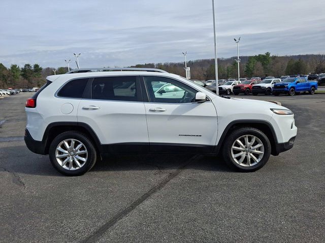Used 2016 Jeep Cherokee Limited image 9