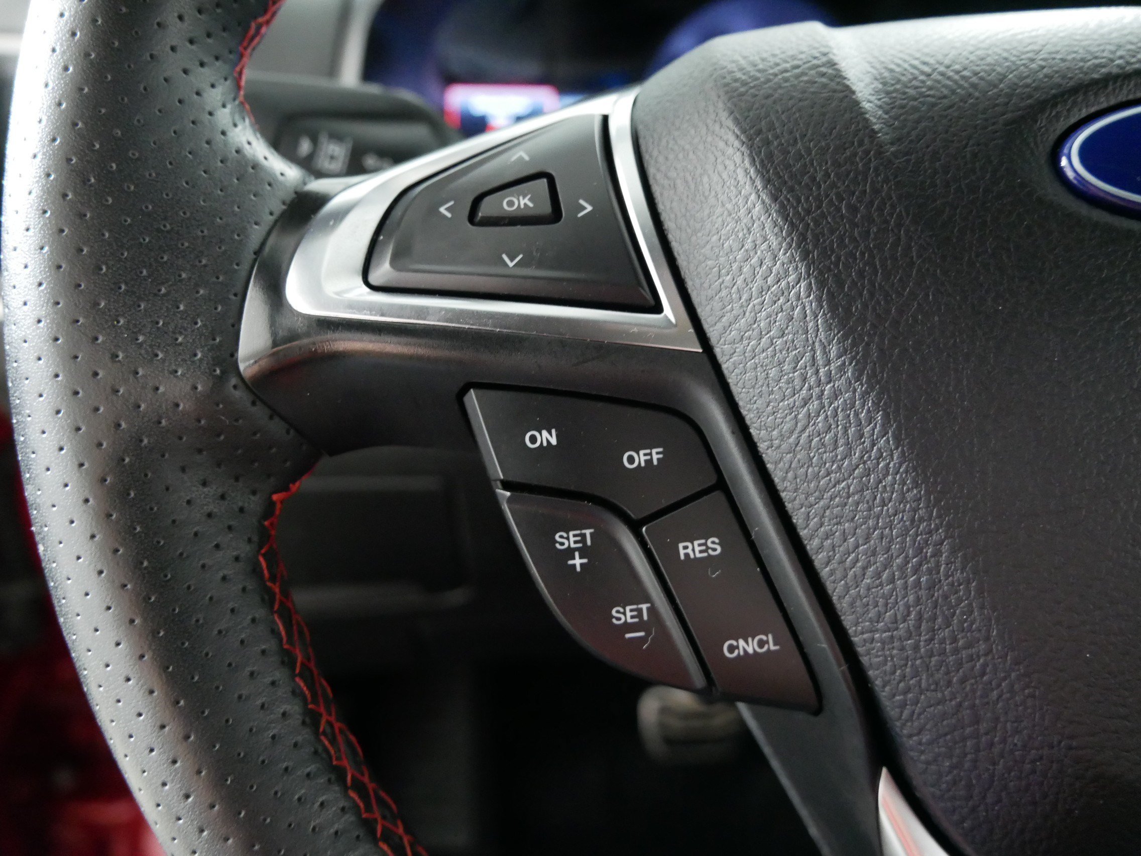 Used 2024 Ford Edge ST-Line AWD/4WD image 27