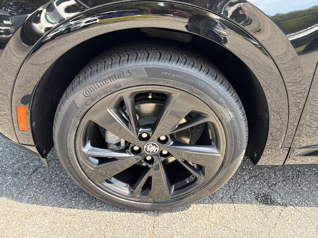 Used 2023 Buick Envision Preferred FWD image 11