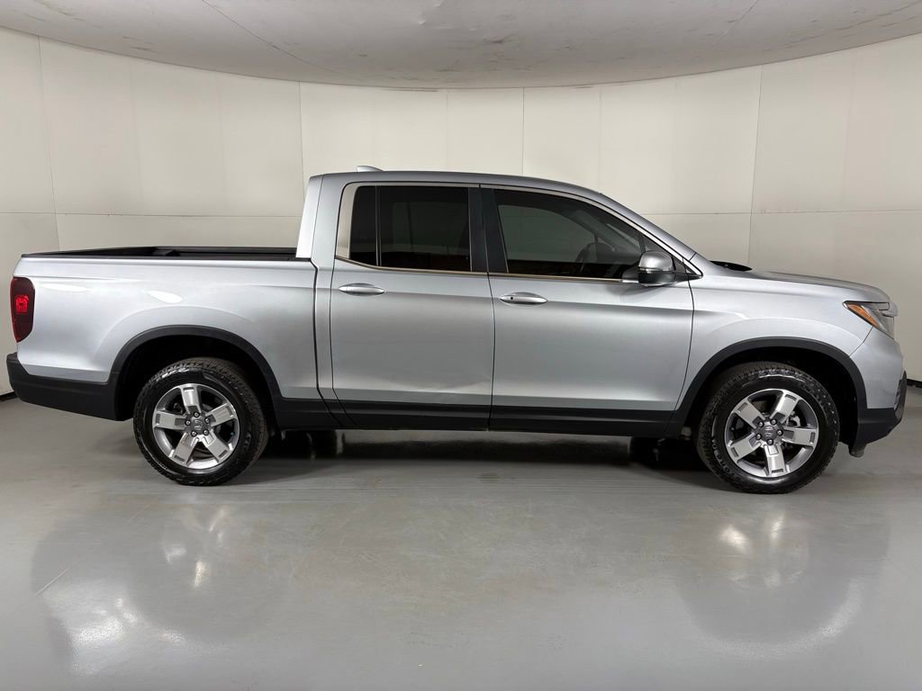 Used 2025 Honda Ridgeline RTL image 9