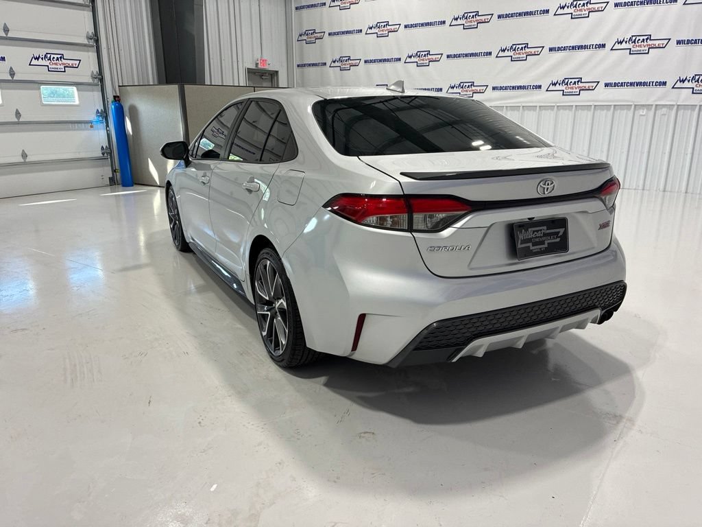 Used 2020 Toyota Corolla XSE FWD image 4