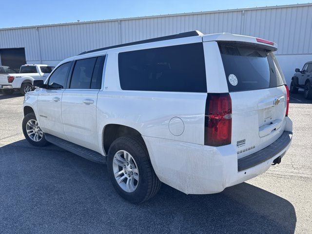 Used 2019 Chevrolet Suburban LT image 3