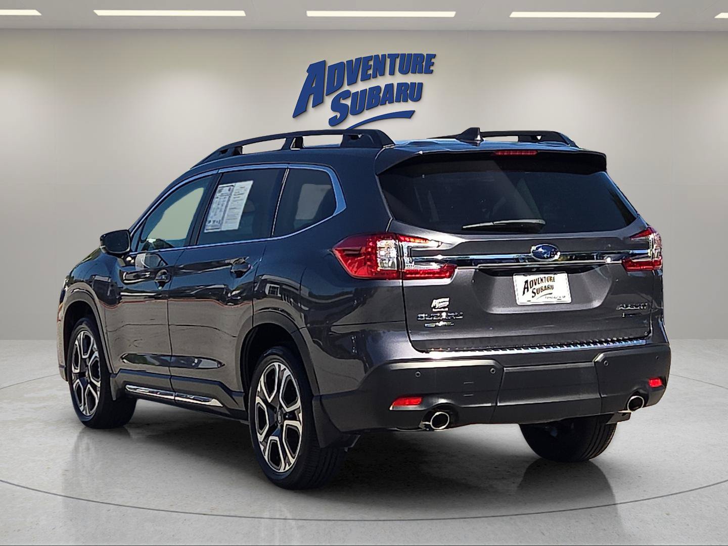 Used 2026 Subaru Ascent Limited w/ Popular Package #1 AWD/4WD image 5