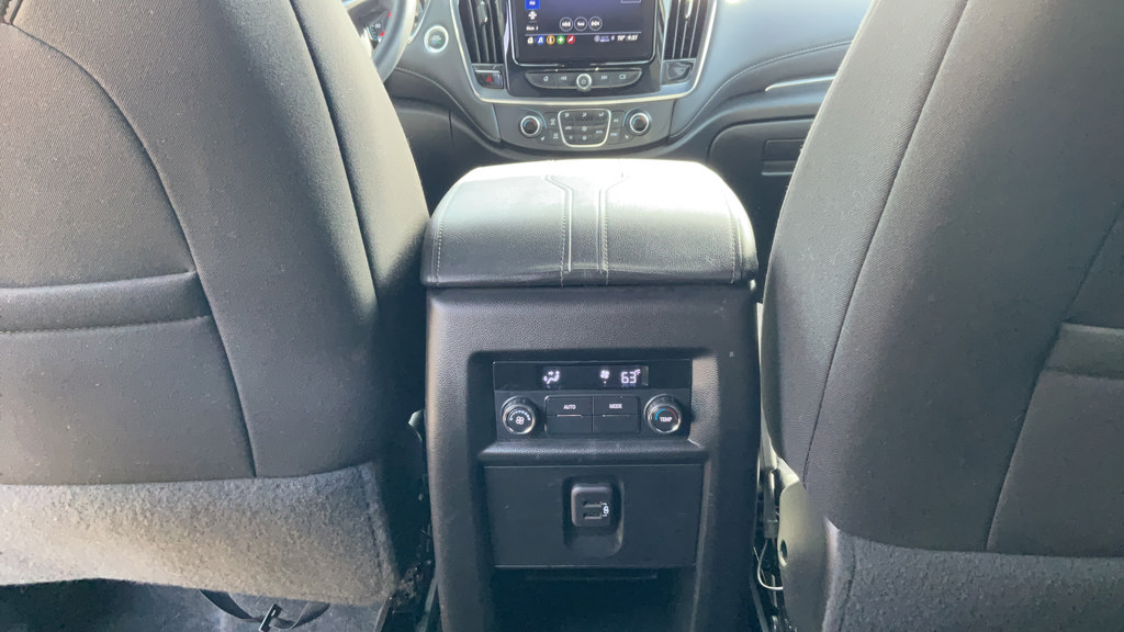 Certified 2023 Chevrolet Traverse LT w/ Rear Camera Mirror Package AWD/4WD image 24
