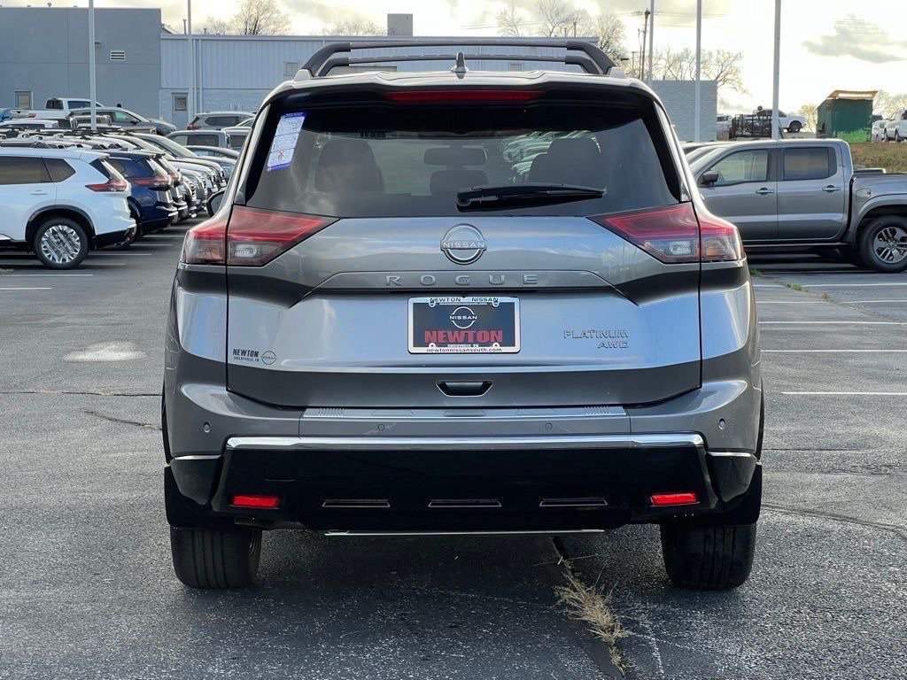 New 2026 Nissan Rogue Platinum w/ Platinum Premium Package AWD/4WD image 4