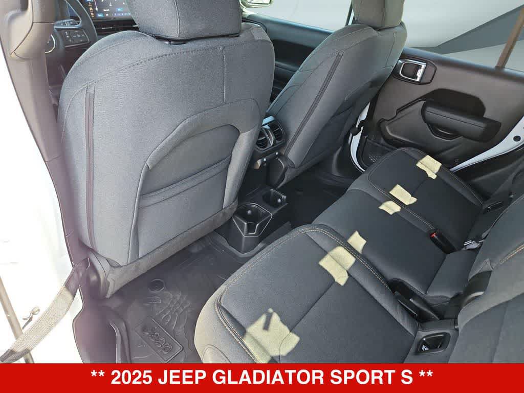 New 2025 Jeep Gladiator Sport AWD/4WD image 18