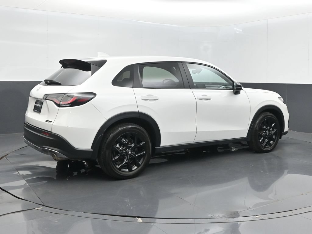 Certified 2024 Honda HR-V Sport image 8