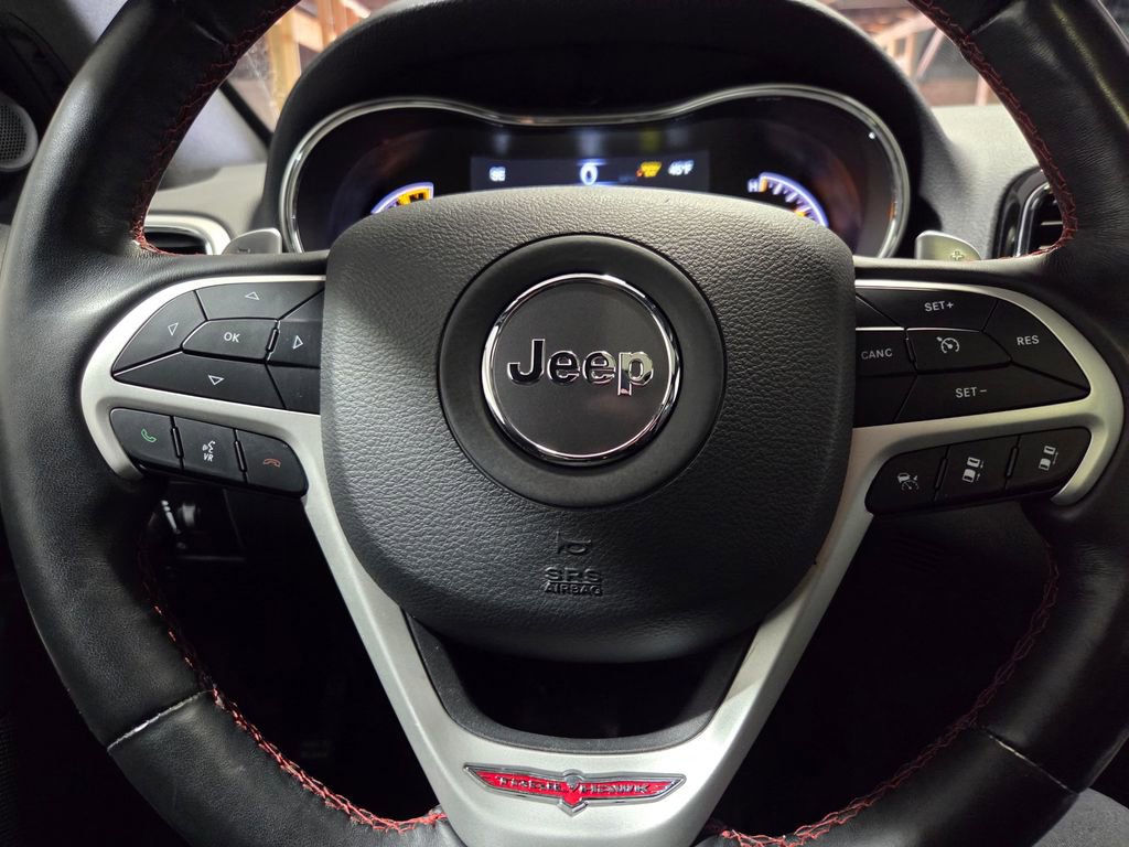 Certified 2020 Jeep Grand Cherokee Trailhawk w/ Trailhawk Luxury Group image 7