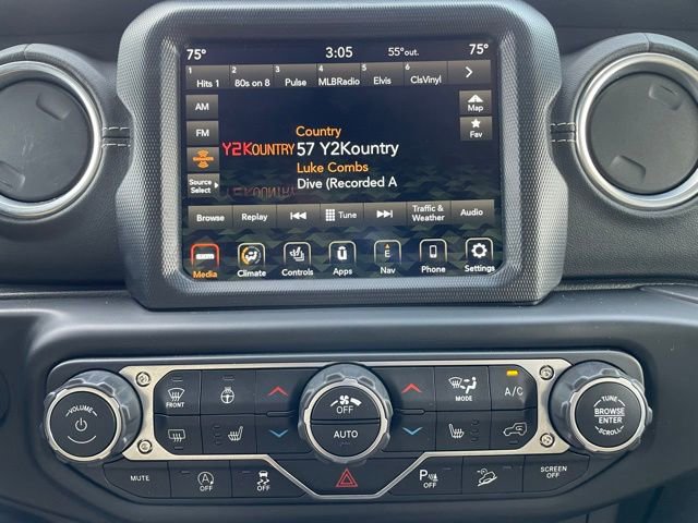 Used 2018 Jeep Wrangler Unlimited Sahara w/ Dual Top Group image 19