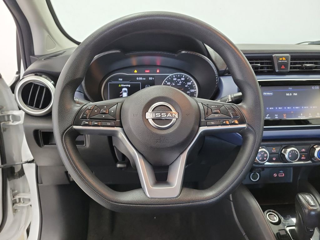 Used 2023 Nissan Versa SV w/ Electronics Package FWD image 21