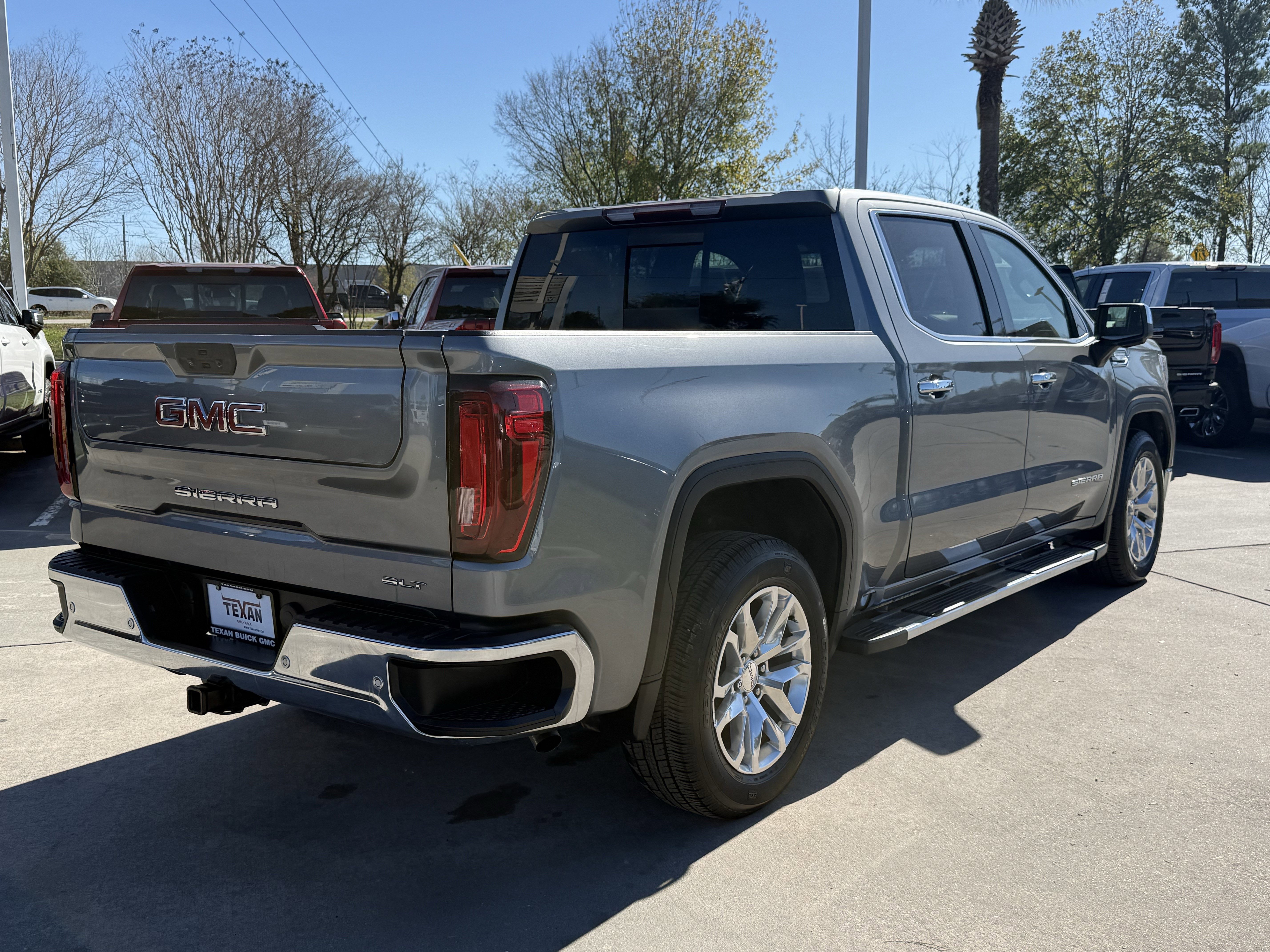 Used 2021 GMC Sierra 1500 SLT image 5
