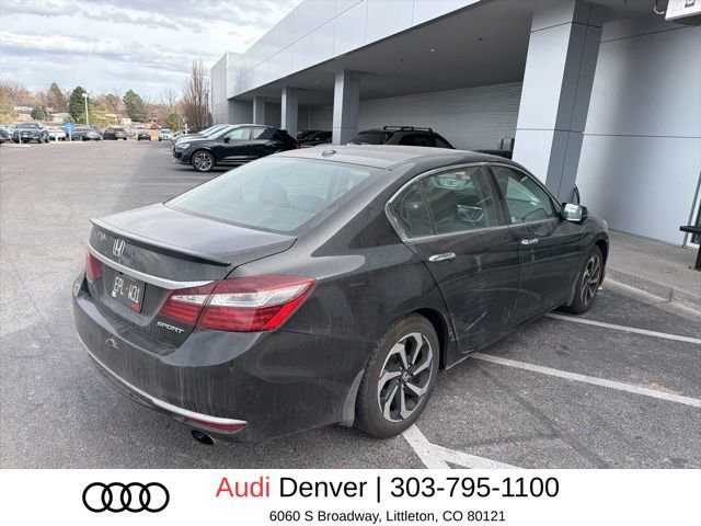 Used 2017 Honda Accord EX image 3