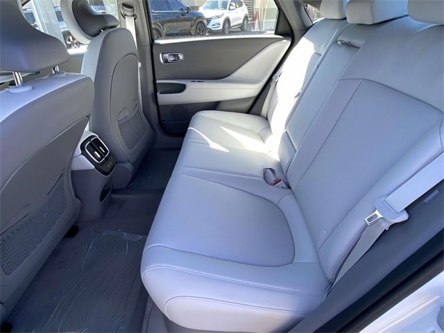 New 2025 Hyundai Ioniq 6 SEL image 8