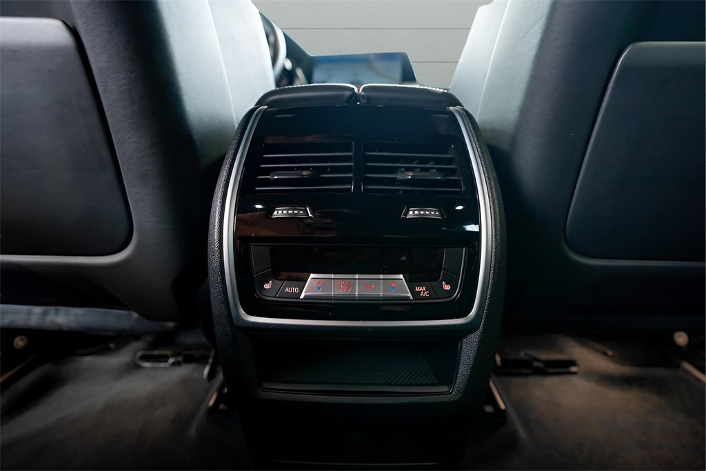 Used 2020 BMW X5 M Competition w/ Executive Package image 35