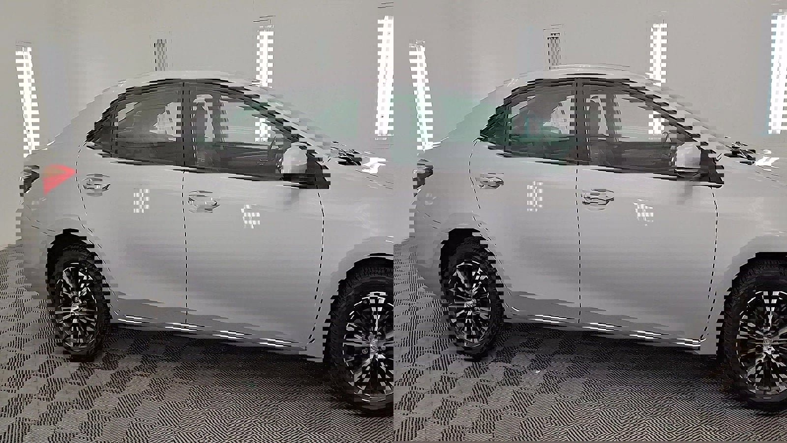 Used 2017 Toyota Corolla LE image 5