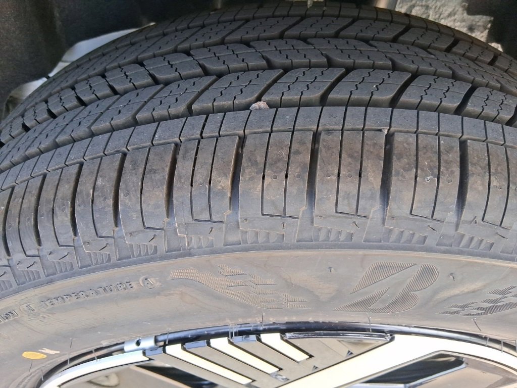 New 2026 Nissan Kicks SV image 27