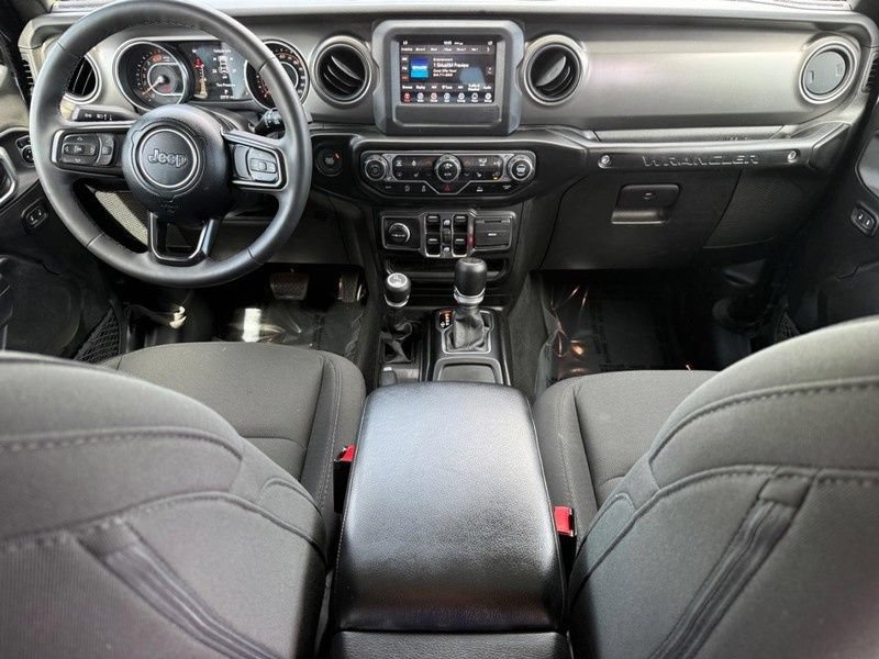 Used 2023 Jeep Wrangler Unlimited Sport AWD/4WD image 11