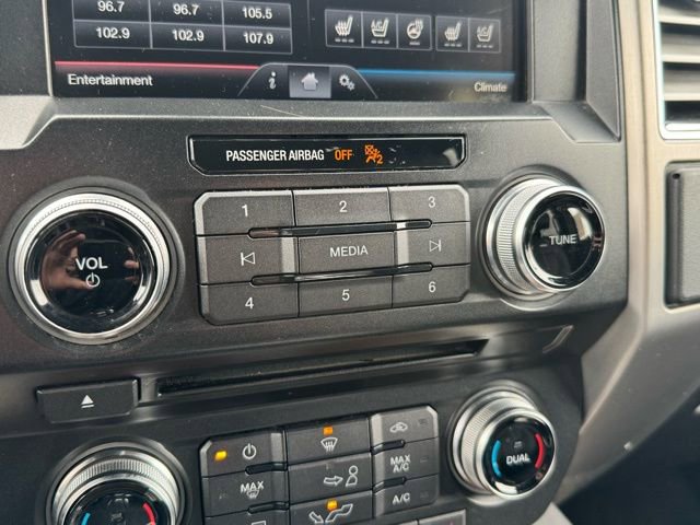 Used 2015 Ford F150 Platinum image 10