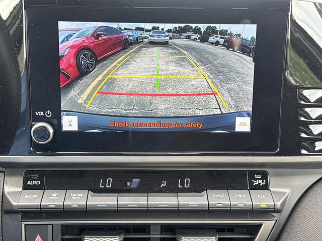 Used 2025 Toyota Camry LE w/ Convenience Package FWD image 30
